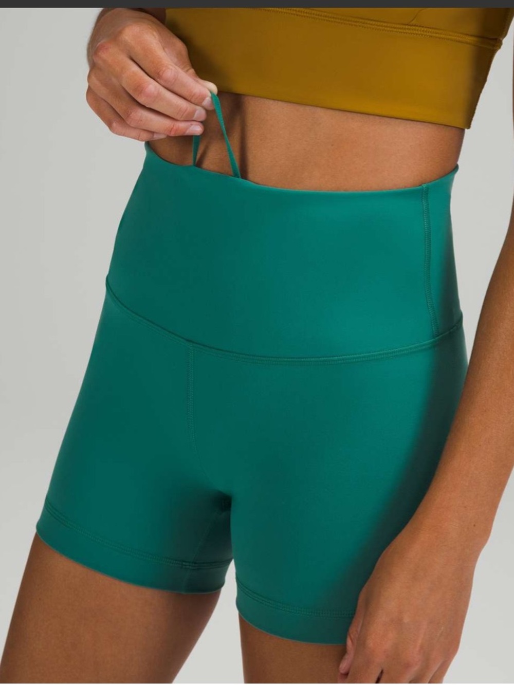 Lululemon Wunder Train High-Rise Short